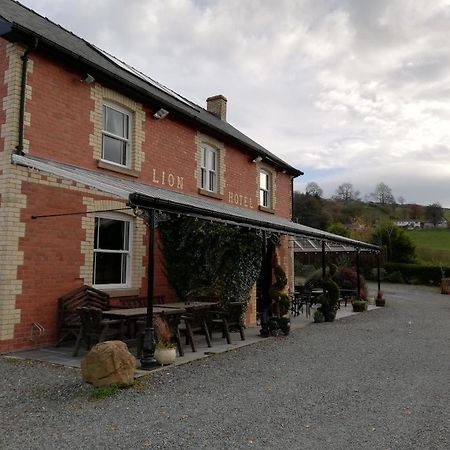 Lion Hotel Llanbister Esterno foto