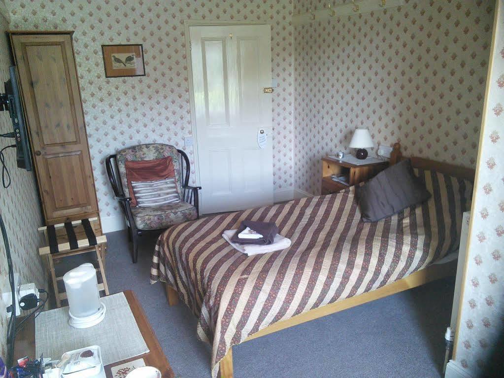Lion Hotel Llanbister Esterno foto